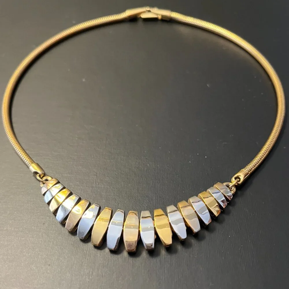 Vintage Crown Trifari Necklace 16" Signed - Picture 3 of 5